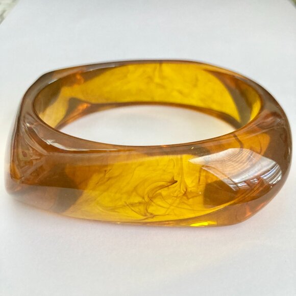 Vintage Lucite Acrylic Faux Honey Amber Tortoise Shell Bracelet Bangle Retro 8" - Picture 4 of 16